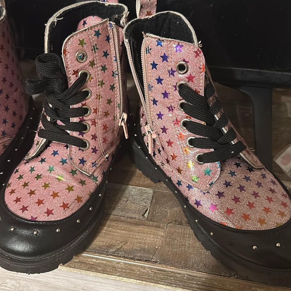 Girls fashion boots